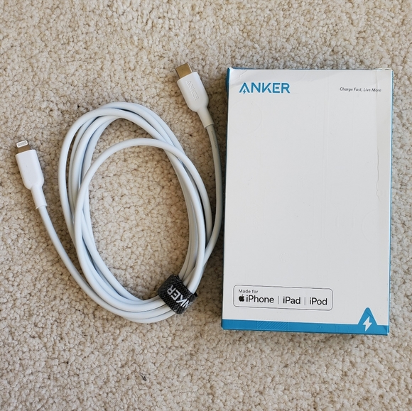 Anker Apple iPhone 6ft USB-C Cable Lightning Connector Charging iPad Powerline - Picture 2 of 3